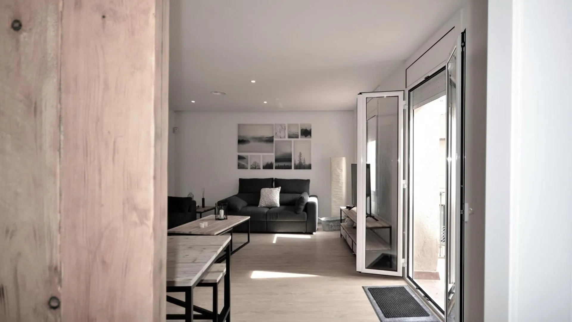 Apartment Apartamento Moderno Para 4 Pers., Wifi, A.A., En El Corazon De Castello D'Empuries - Es-89-79